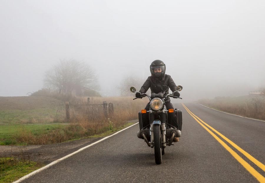 how-and-what-to-dress-for-cold-weather-motorcycle-riding